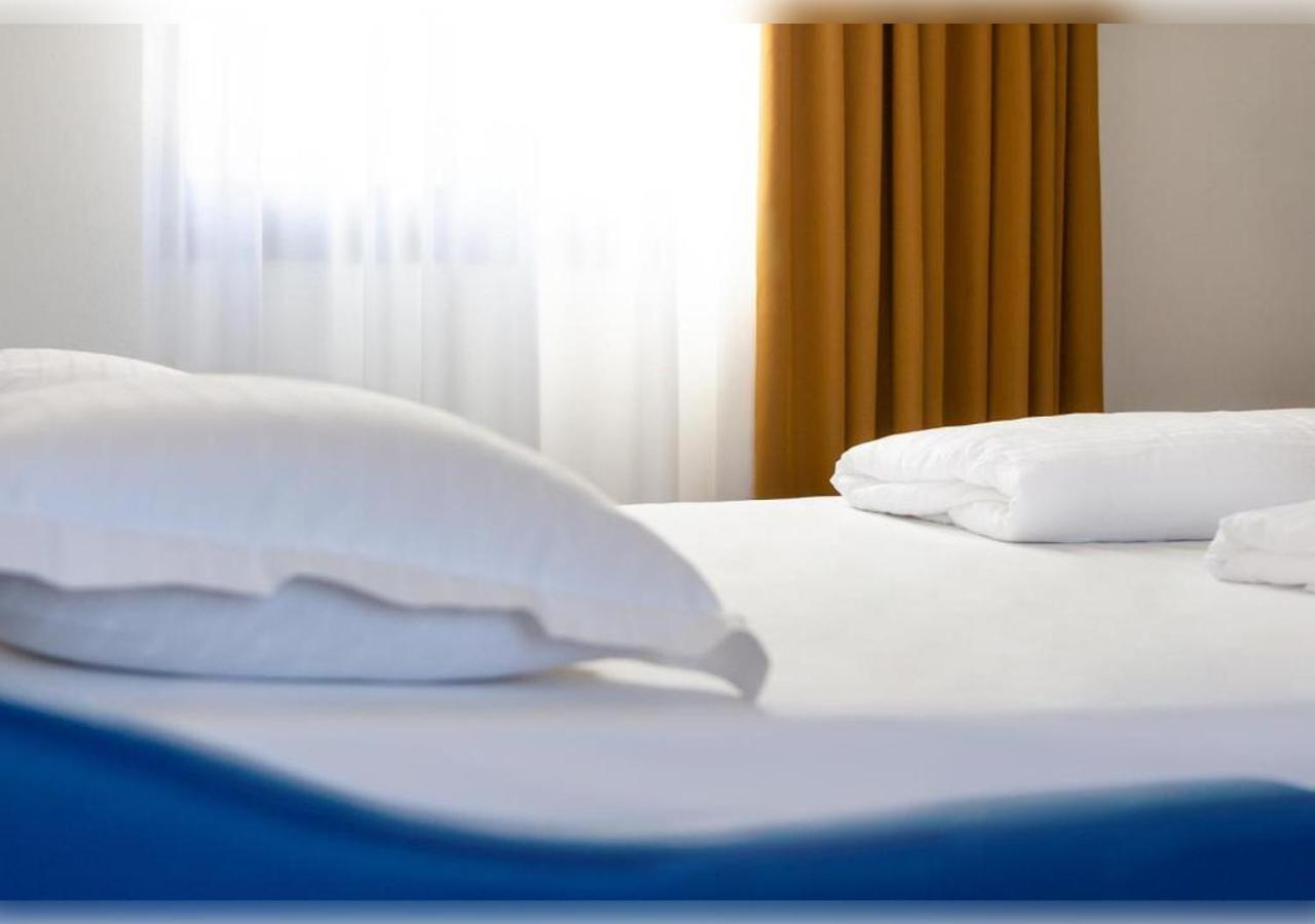 Hi Hotels Riva Del Garda Esterno foto