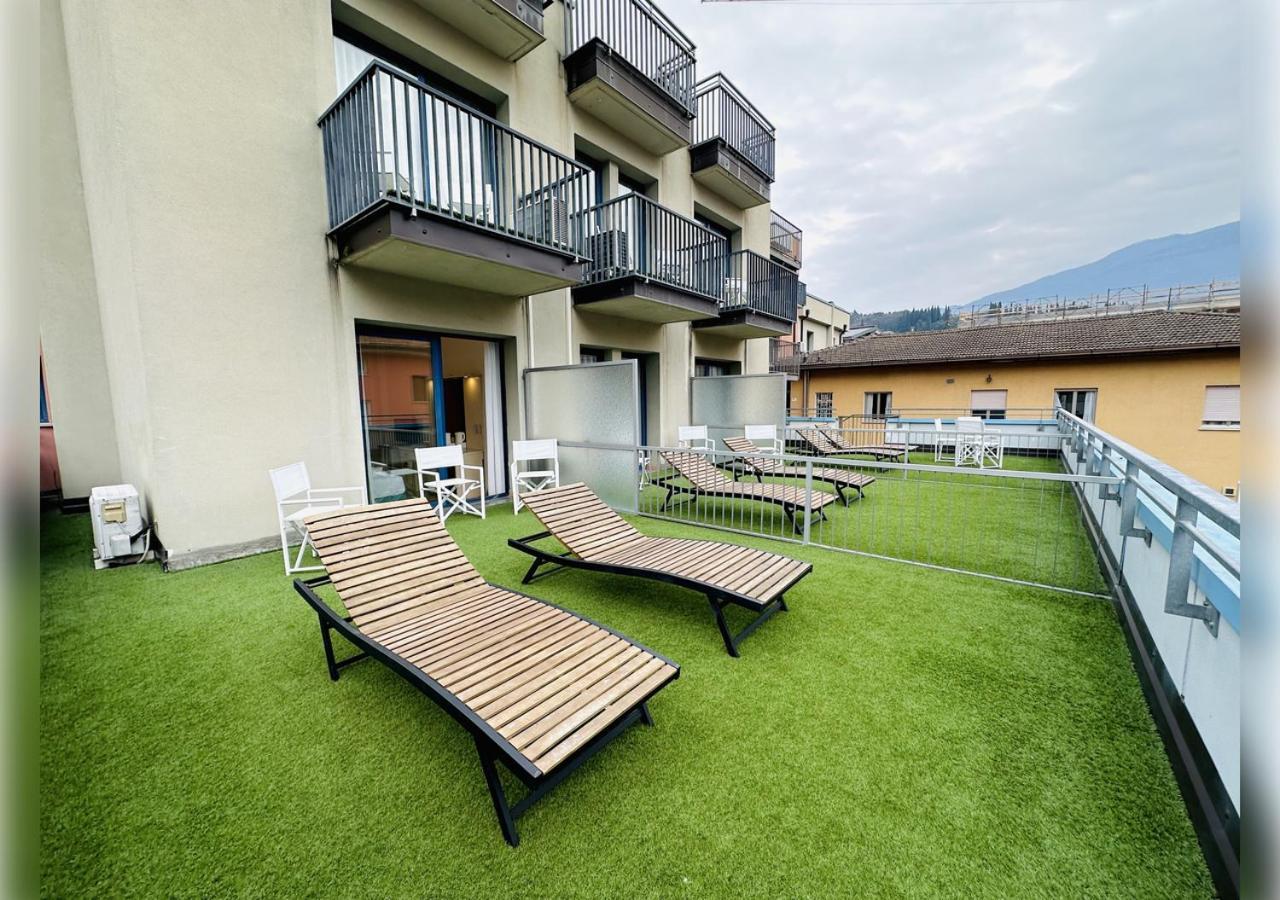 Hi Hotels Riva Del Garda Esterno foto
