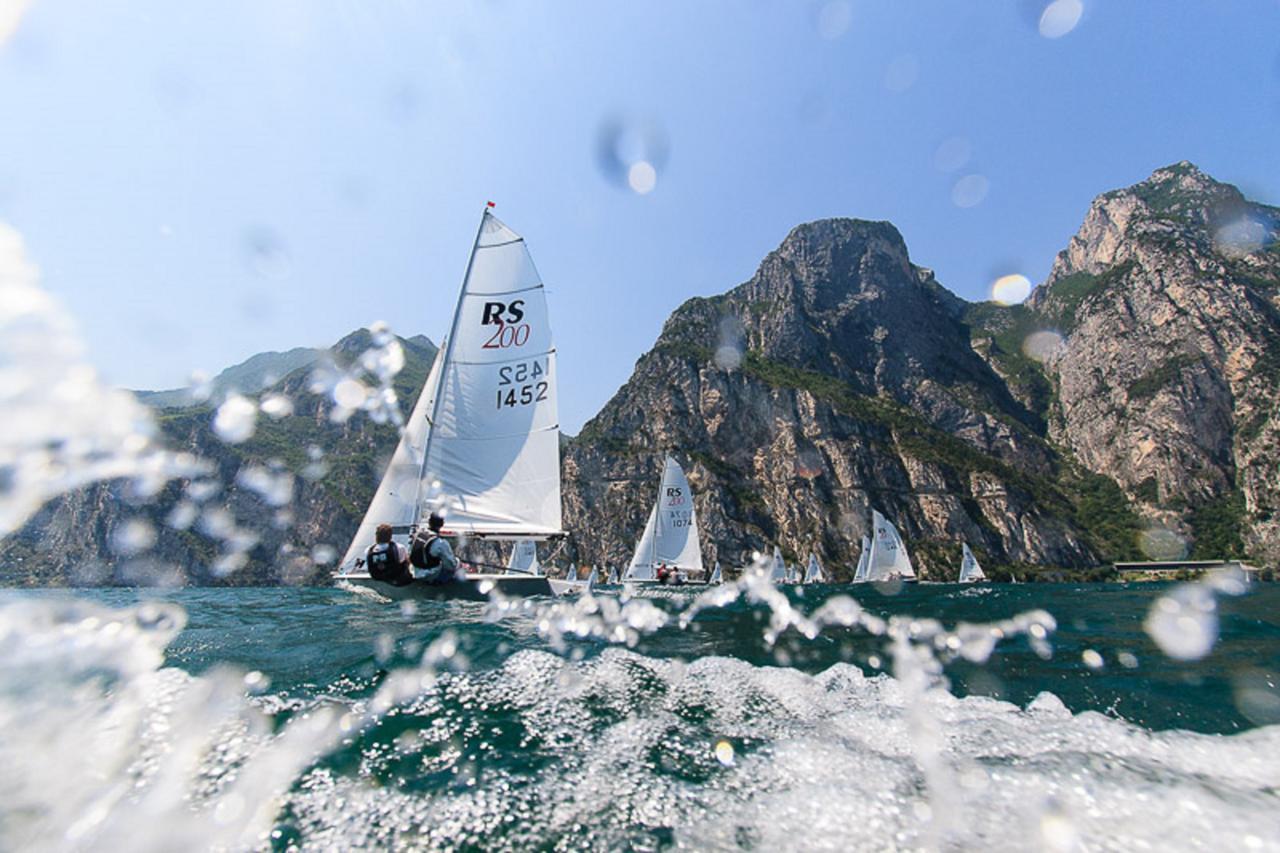 Hi Hotels Riva Del Garda Esterno foto
